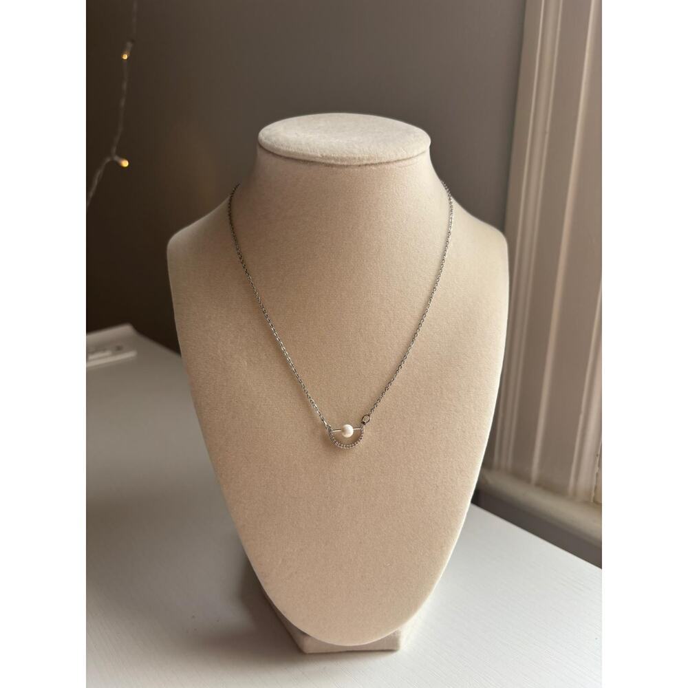 Silver Pearl Pendant Necklace Minimalist Dainty Chain Elegant Gift - Picture 7 of 7